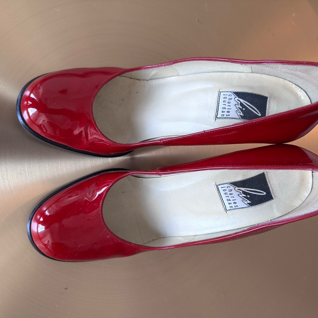 Charles Jourdan Red Heels Sleek Design